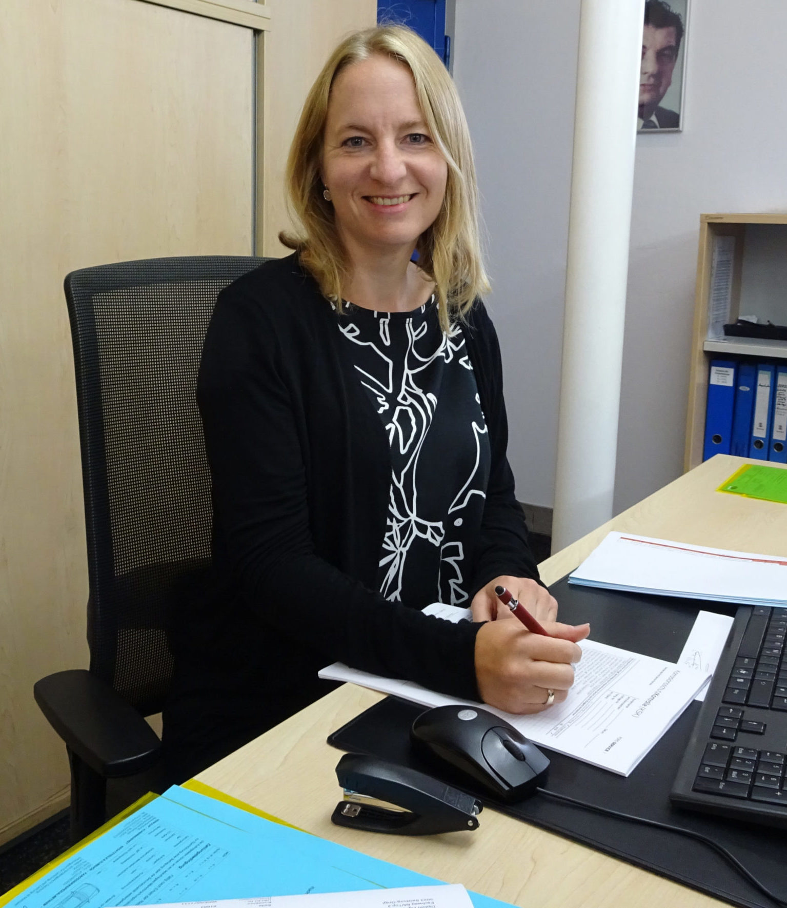 Birgit schnitt scaled e1605691657181